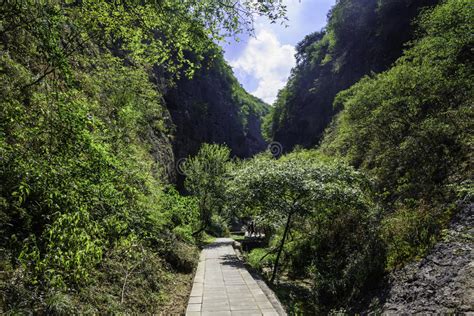 皖西大裂谷門票多少，探討自然奇觀與旅遊經濟的微妙關係