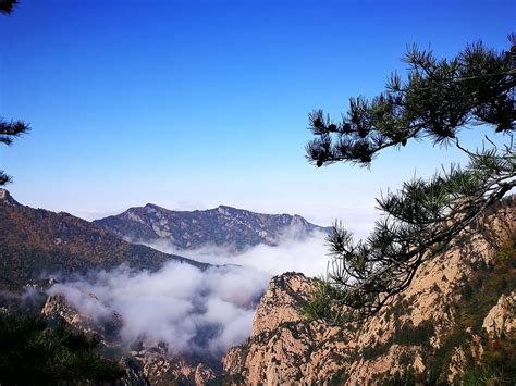 霧靈山什麼時候雲海  霧靈山的雲海，是否如世人傳說中那般奇幻，又在何時最為壯觀？